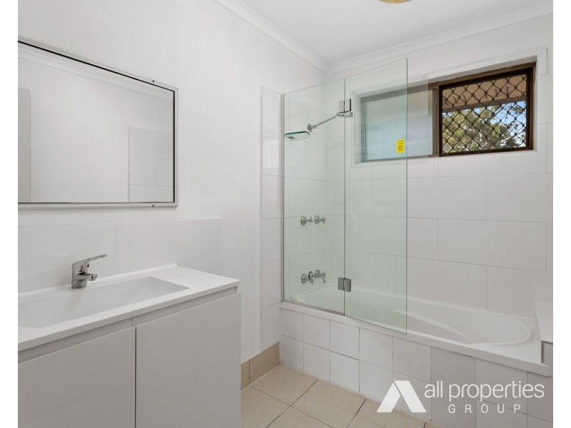 106 Vansittart Road, Regents Park QLD 4118