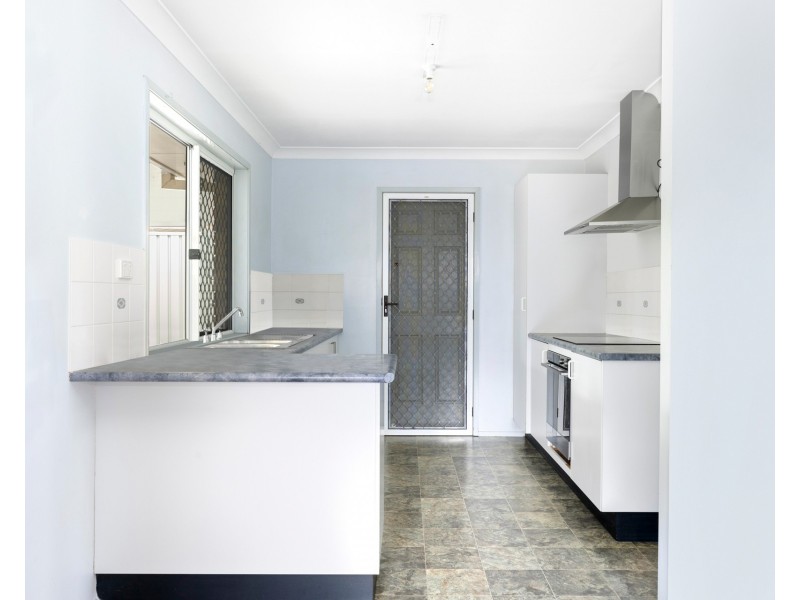 28 Wilkinson Drive, Crestmead QLD 4132