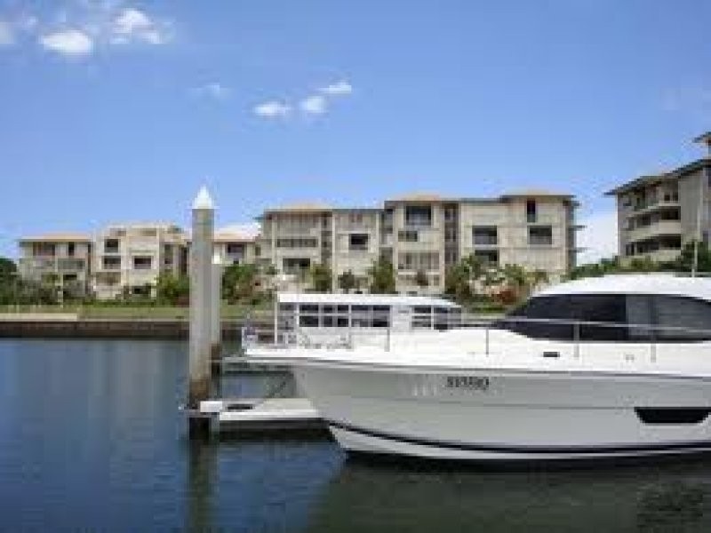 Hope Island QLD 4212