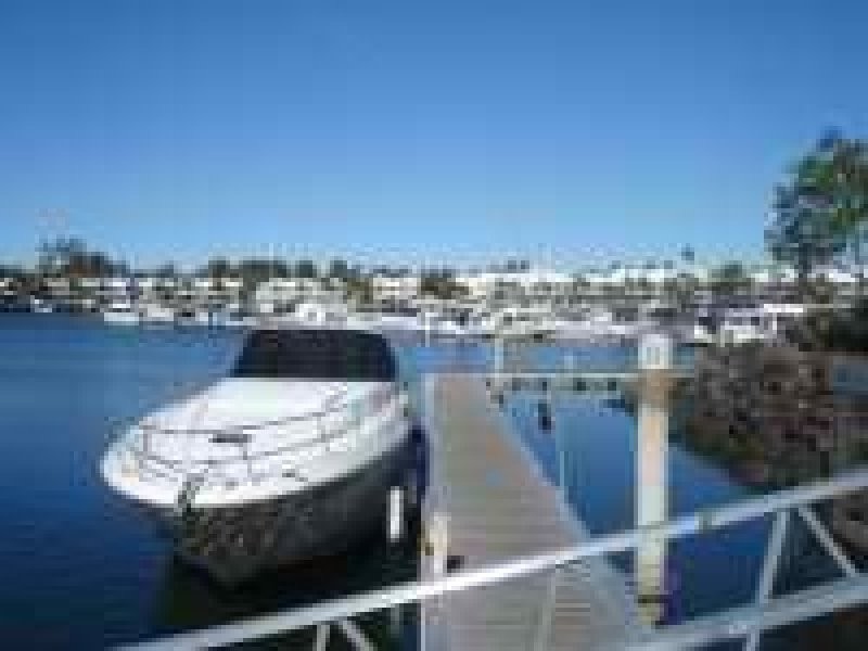 Hope Island QLD 4212