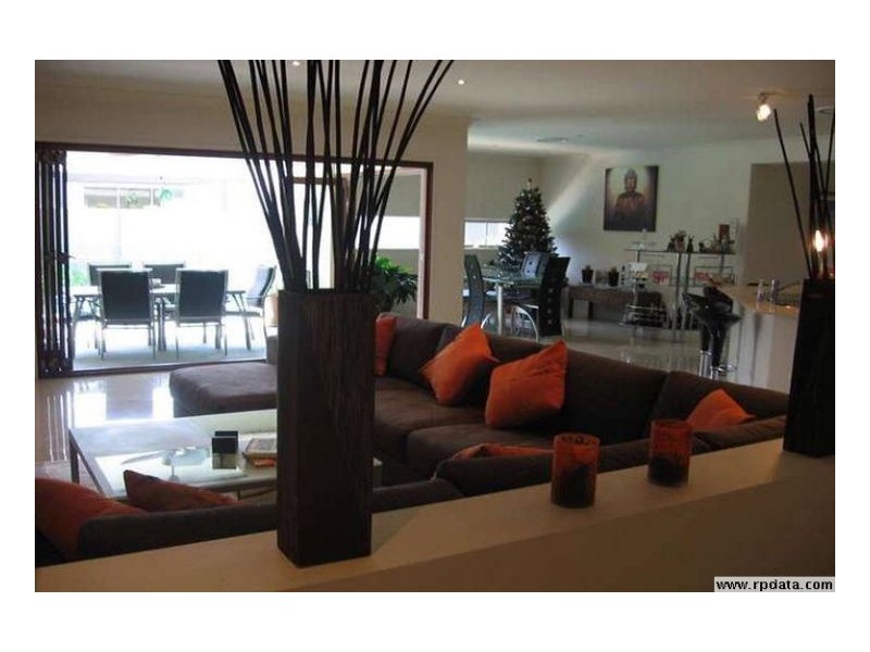 6 Ruthenium Crt, Hope Island QLD 4212