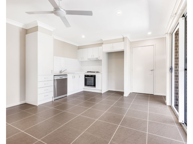 2/15 Mustang Close, Hillvue NSW 2340