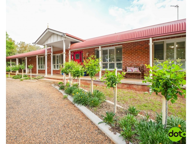 21 Waverly Drive, Dubbo NSW 2830
