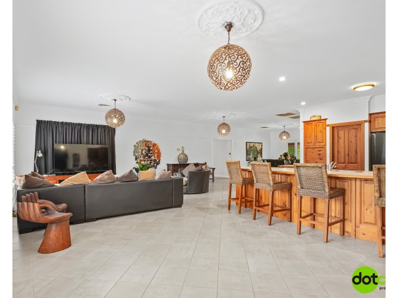 21 Waverly Drive, Dubbo NSW 2830