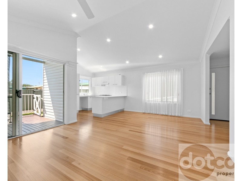 34a/2 Mulloway Road, Chain Valley Bay NSW 2259