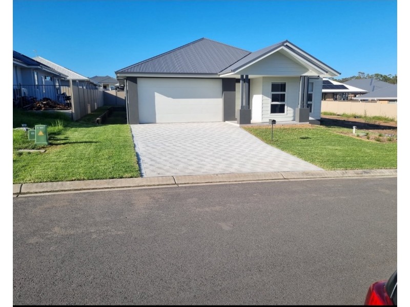 38 Talbot Parkway, North Rothbury NSW 2335