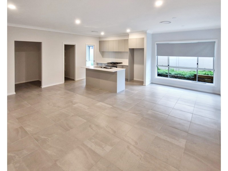 38 Talbot Parkway, North Rothbury NSW 2335