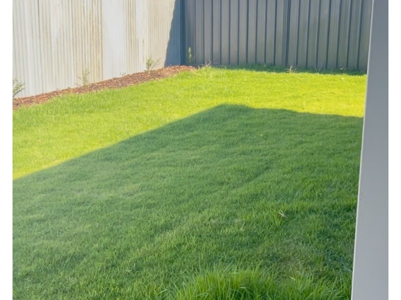 22b Lewis Crescent, Finley NSW 2713