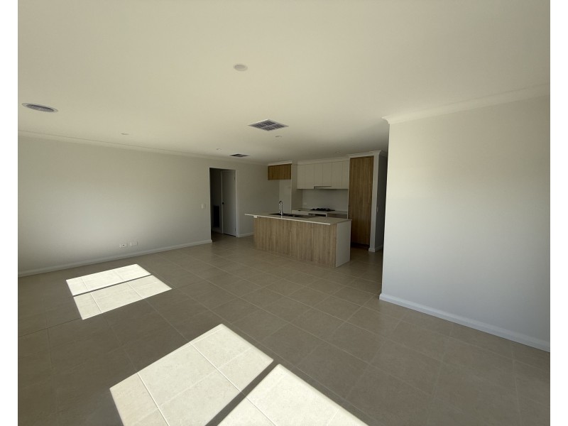 47 Lewis Crescent, Finley NSW 2713