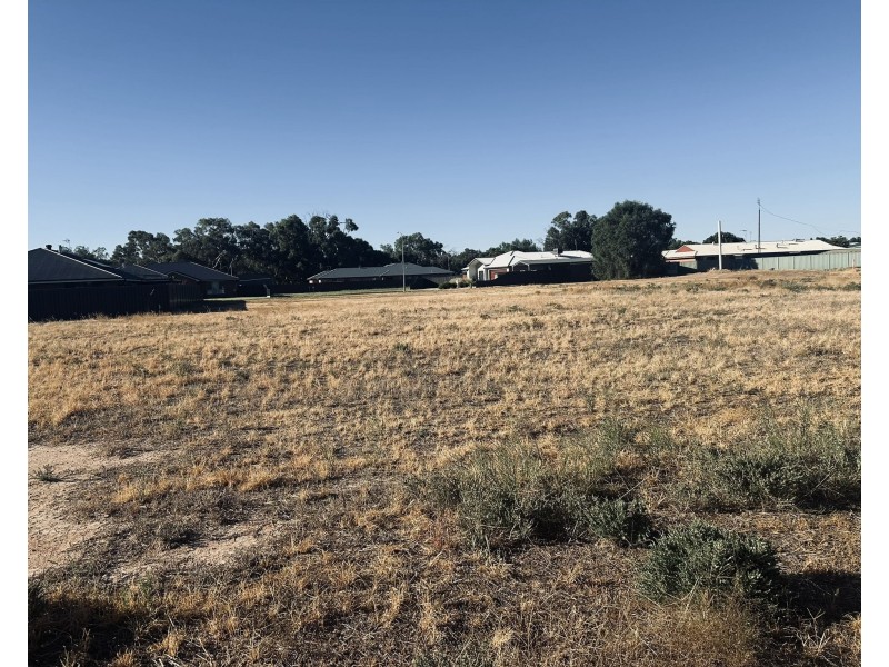 9 Bunyola Boulevard, Jerilderie NSW 2716