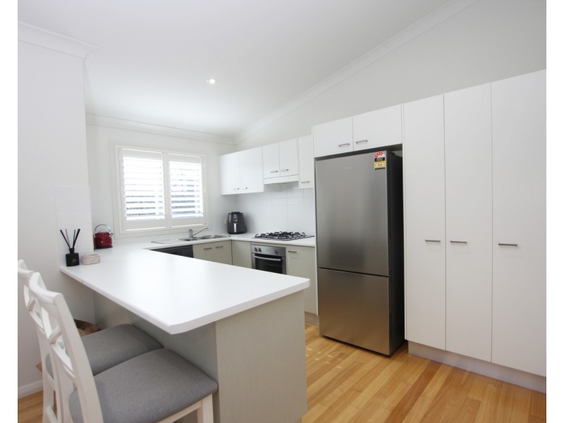 35A Prince of Wales Crescent, Kincumber NSW 2251