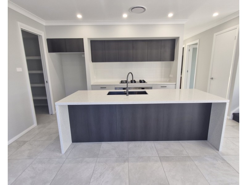 20 Talbot Parkway, North Rothbury NSW 2335