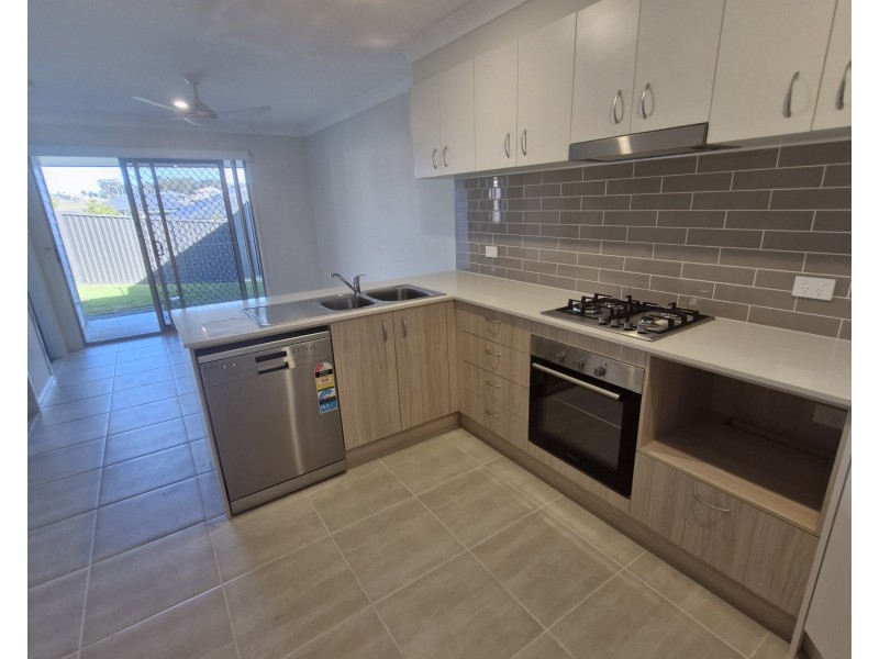 12 Font Hill Drive, Farley NSW 2320