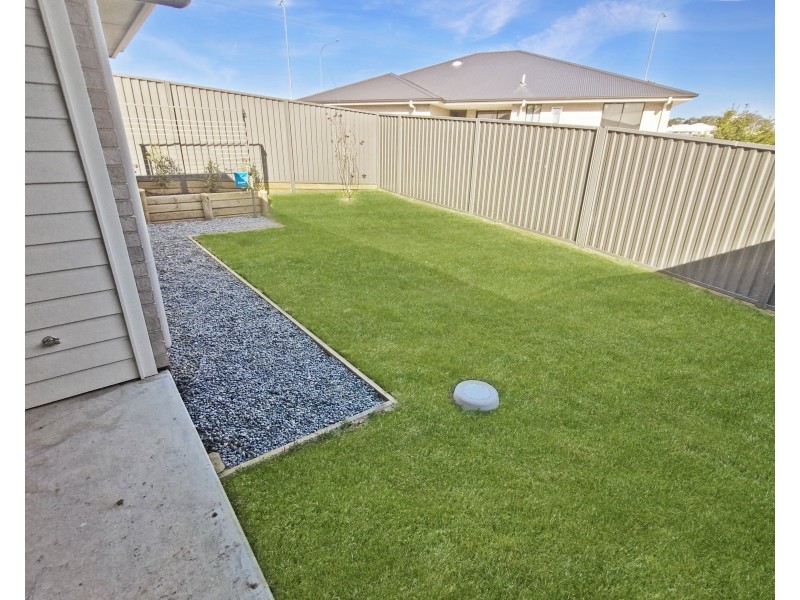 12 Font Hill Drive, Farley NSW 2320
