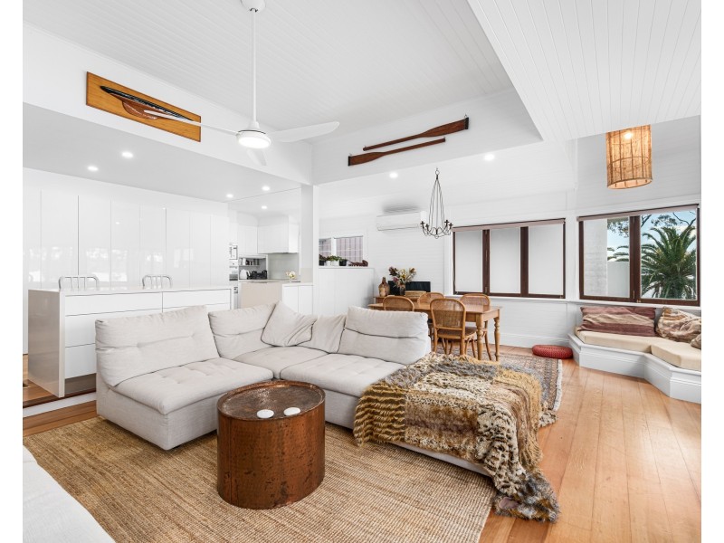 90 Skye Point Road, Coal Point NSW 2283