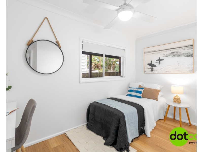 1 Lloyd Avenue, Chain Valley Bay NSW 2259