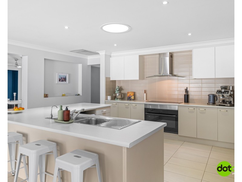 26 Illawong Road, Summerland Point NSW 2259