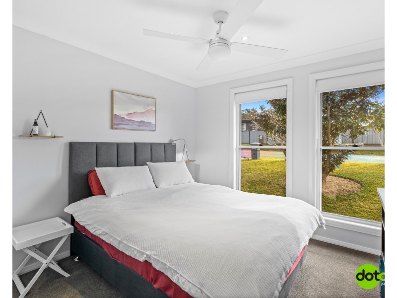 26 Illawong Road, Summerland Point NSW 2259