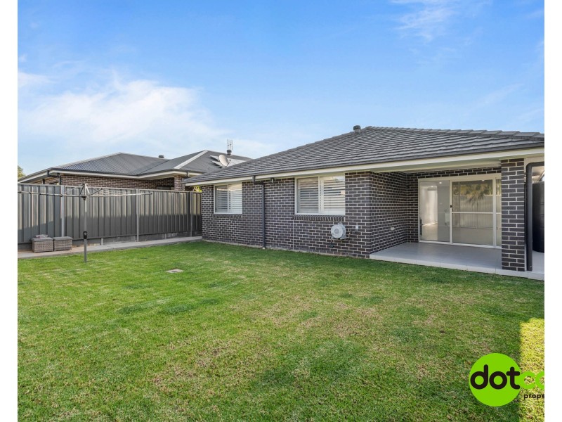 16 Canterbury Street, Hamlyn Terrace NSW 2259