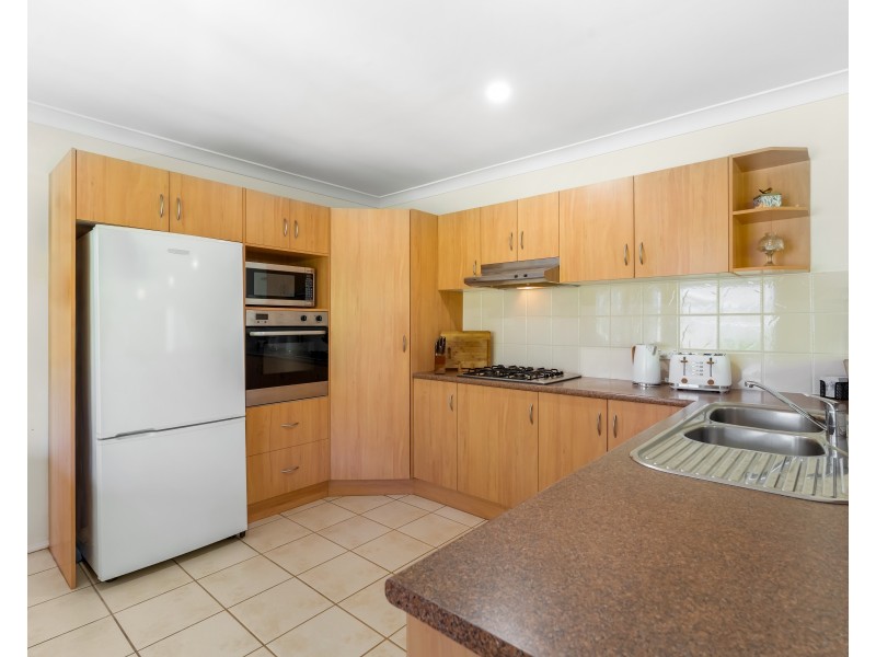2 Hawker Close, Hamlyn Terrace NSW 2259