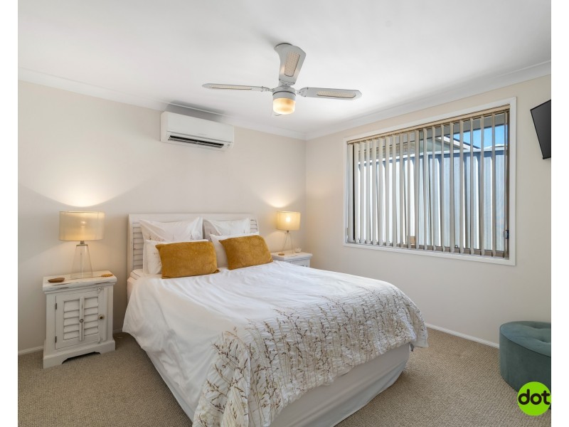 2 Hawker Close, Hamlyn Terrace NSW 2259