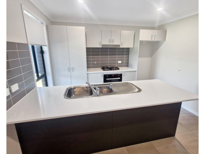 21 Riparian Circuit, Cessnock NSW 2325