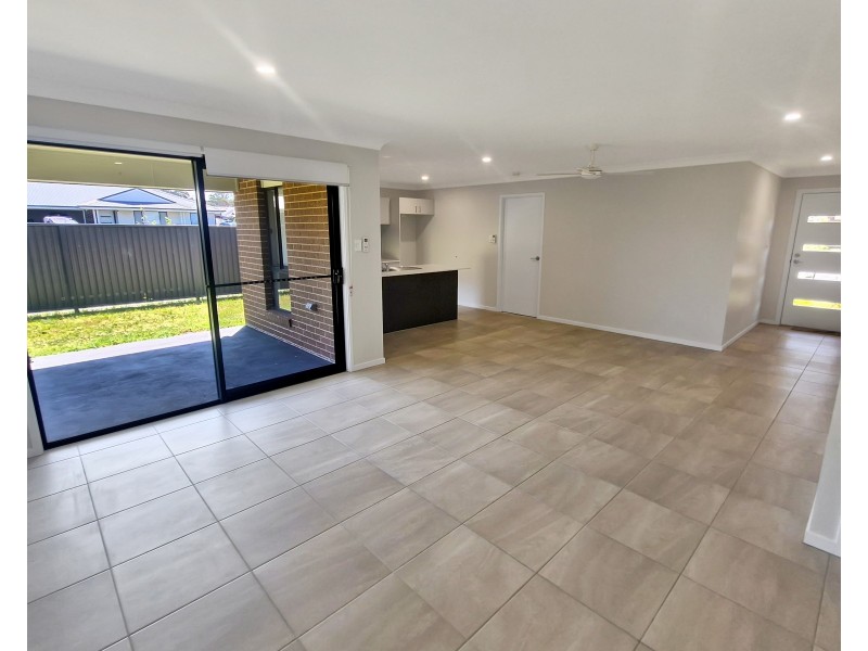 21 Riparian Circuit, Cessnock NSW 2325