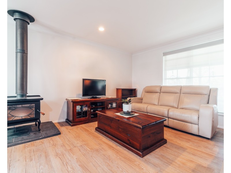 24 Angela Street, East Tamworth NSW 2340