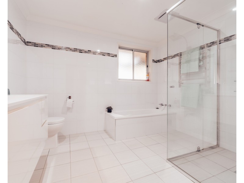 24 Angela Street, East Tamworth NSW 2340