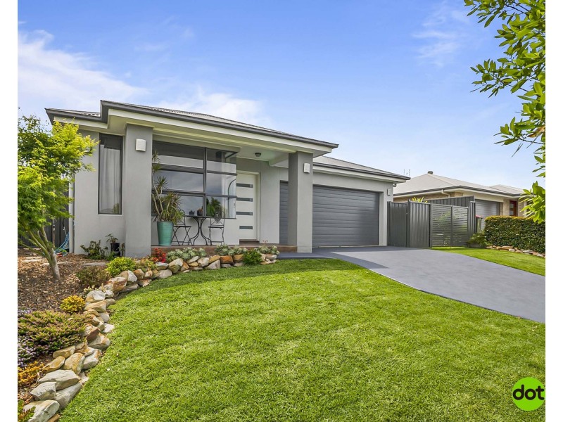 36 Lawrence Avenue, Wyee NSW 2259