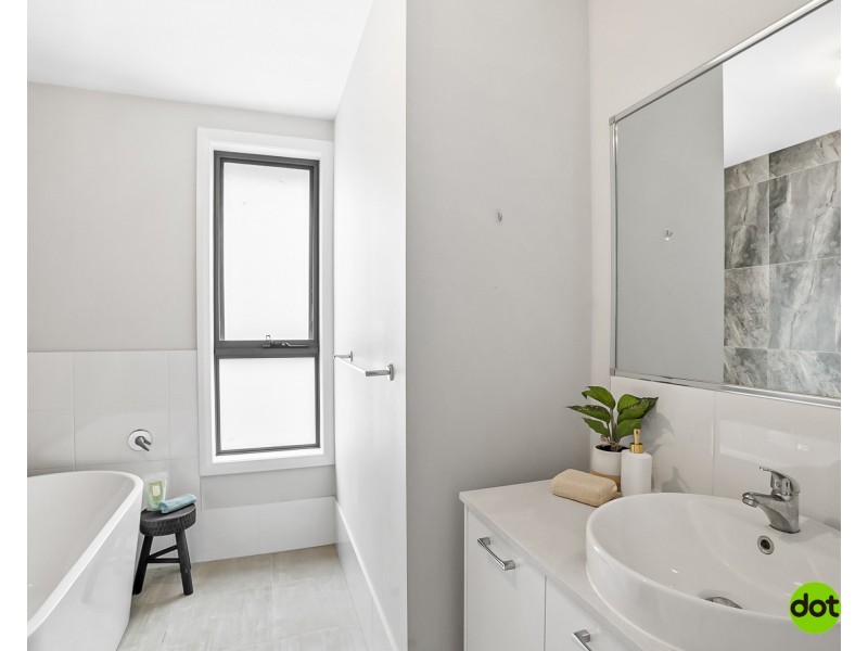 36 Lawrence Avenue, Wyee NSW 2259