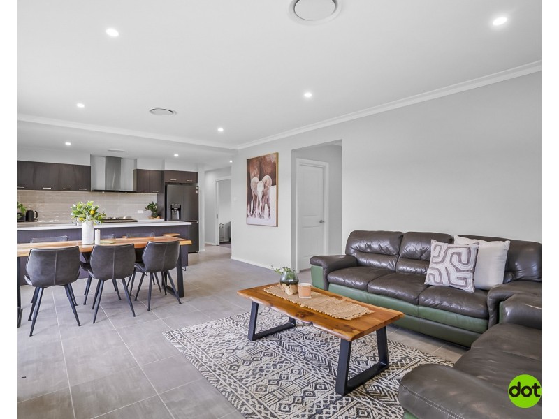 36 Lawrence Avenue, Wyee NSW 2259