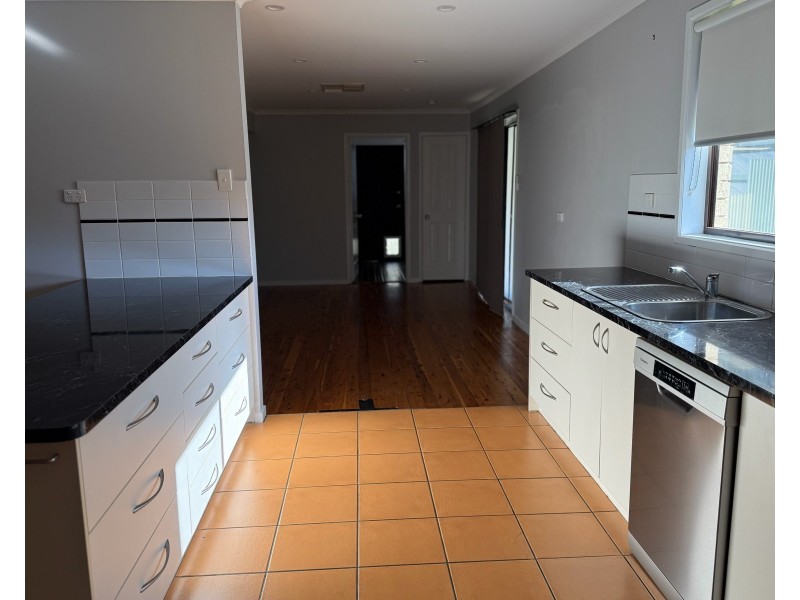 11 Hurd Street, Ashmont NSW 2650