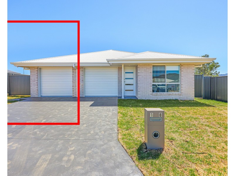 2/8 Daisy Close, Kootingal NSW 2352