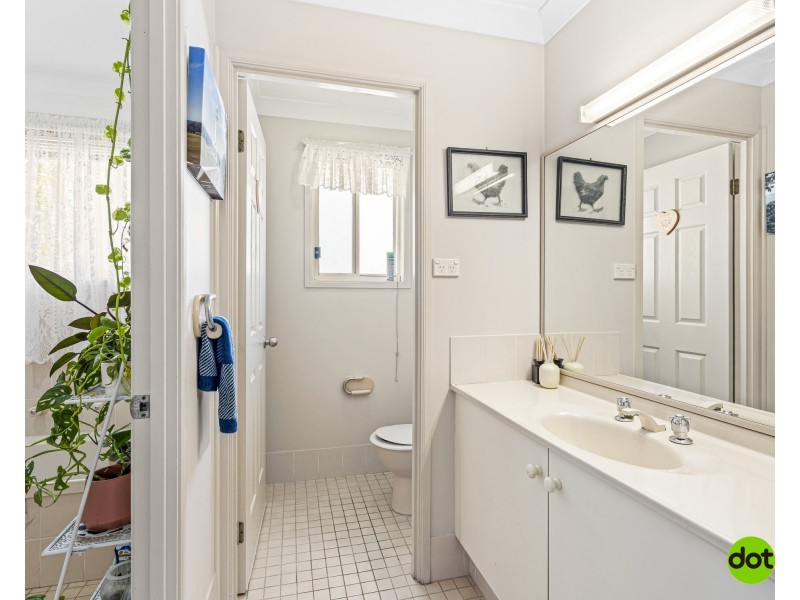 11 St Lawrence Avenue, Blue Haven NSW 2262