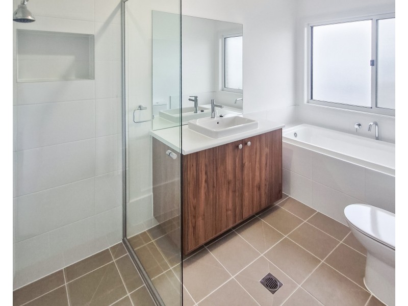 8 Soreina Drive, Wyee NSW 2259