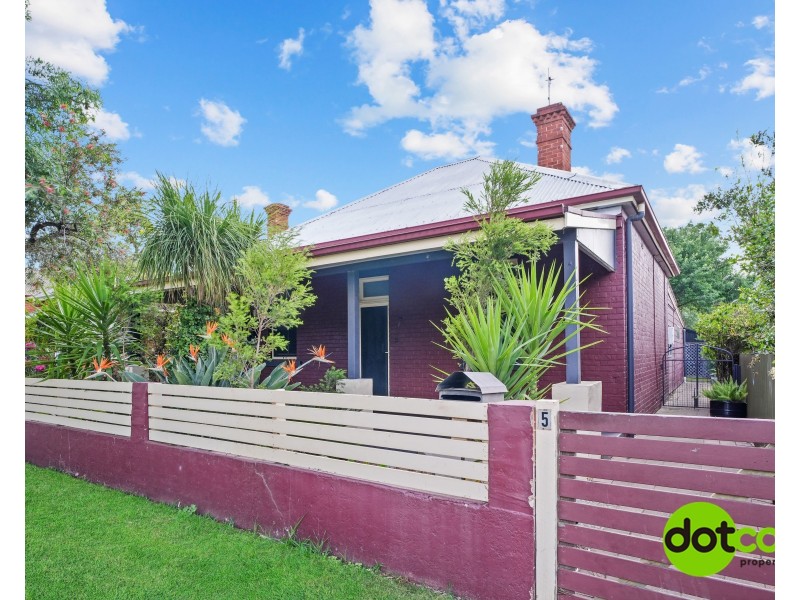 5 Park Street, Dubbo NSW 2830