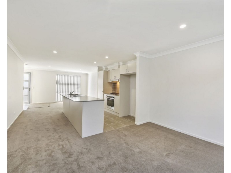 10/1 Wood Street, Bonnells Bay NSW 2264
