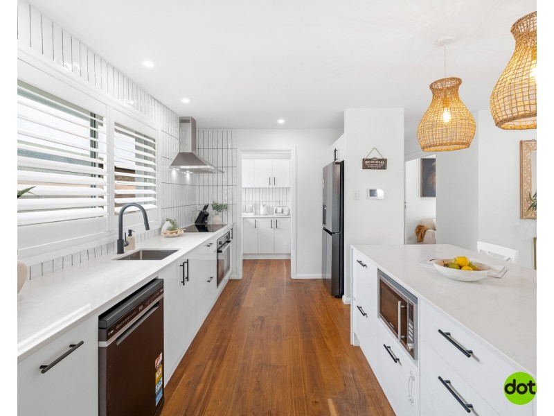 77 Buff Point Avenue, Buff Point NSW 2262