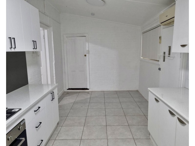 199 Baker Street, Temora NSW 2666