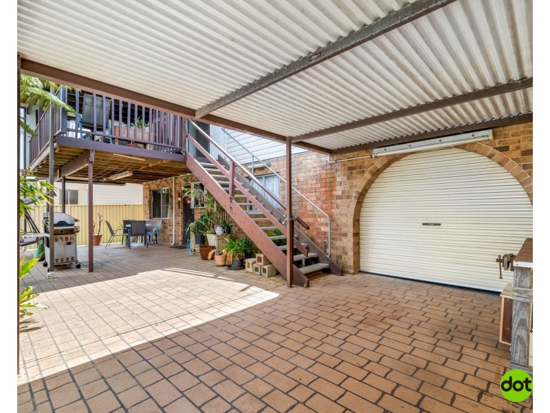 42 Elouera Avenue, Buff Point NSW 2262