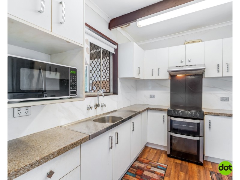 42 Elouera Avenue, Buff Point NSW 2262
