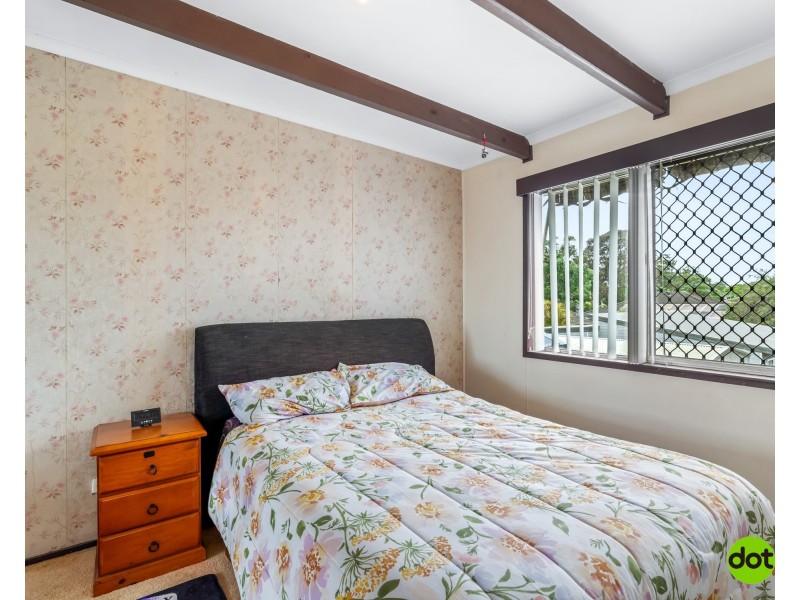 42 Elouera Avenue, Buff Point NSW 2262