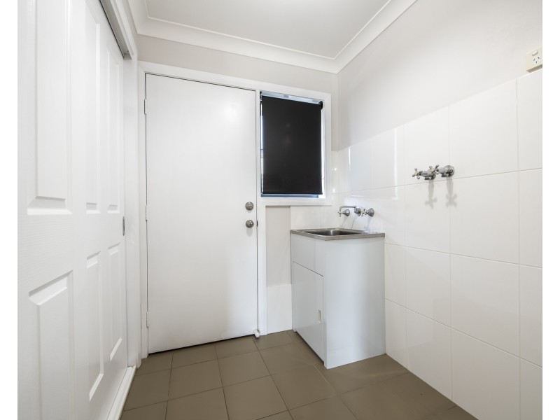 8 Ashlundie Crescent, Dubbo NSW 2830