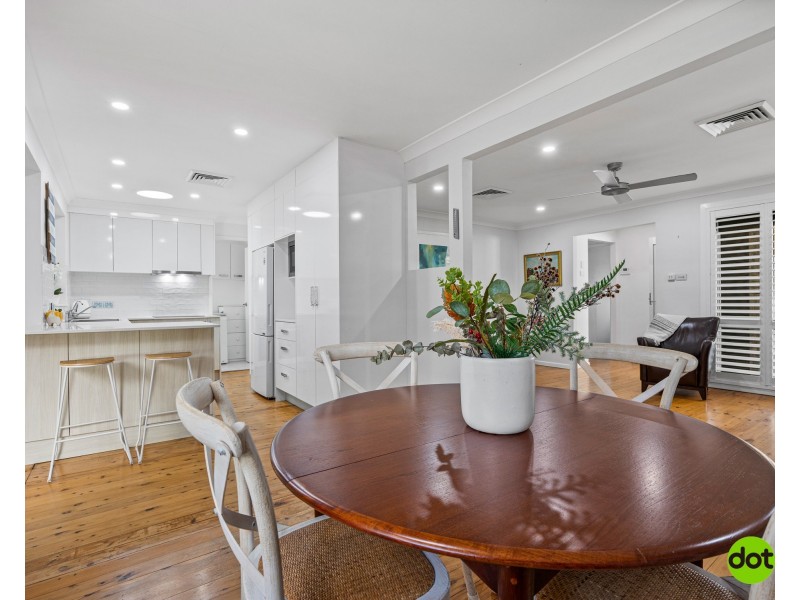 11 Third Avenue, Toukley NSW 2263