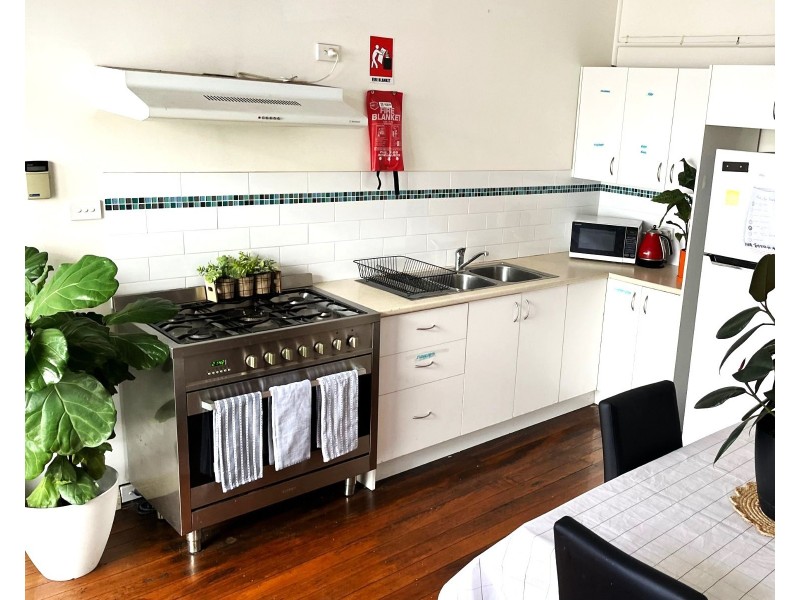 43 Brunker Road, Broadmeadow NSW 2292