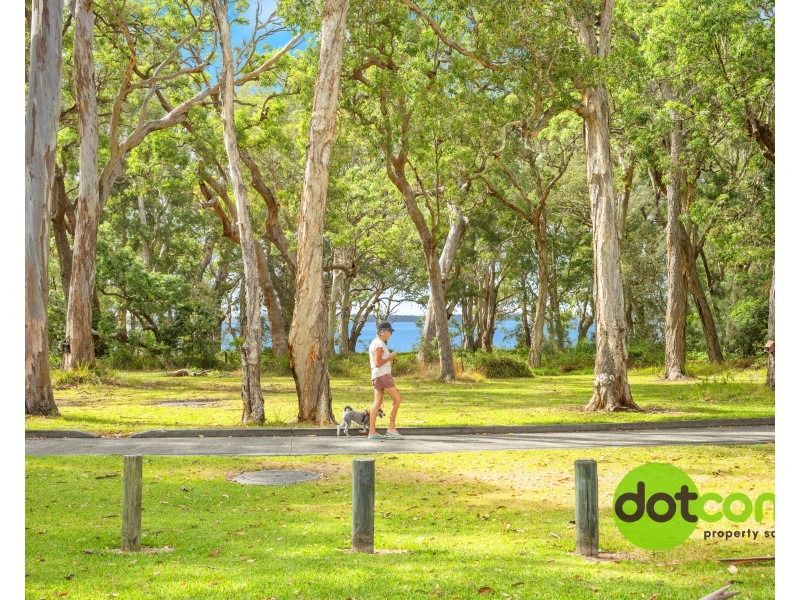 2/51 Kamilaroo Avenue, Lake Munmorah NSW 2259