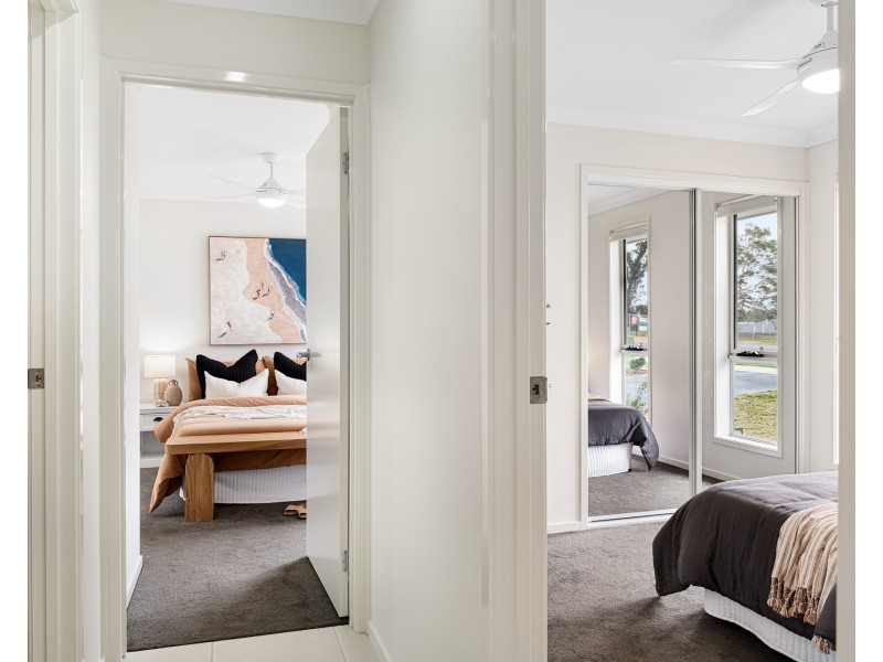 2/259 Settlers Boulevard, Chisholm NSW 2322