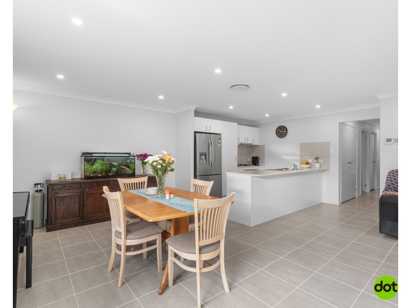 4 Cadogan Crescent, Woongarrah NSW 2259