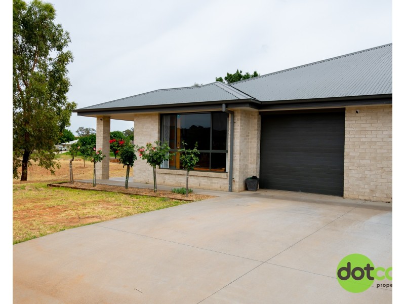 10 Drysdale Close, Dubbo NSW 2830